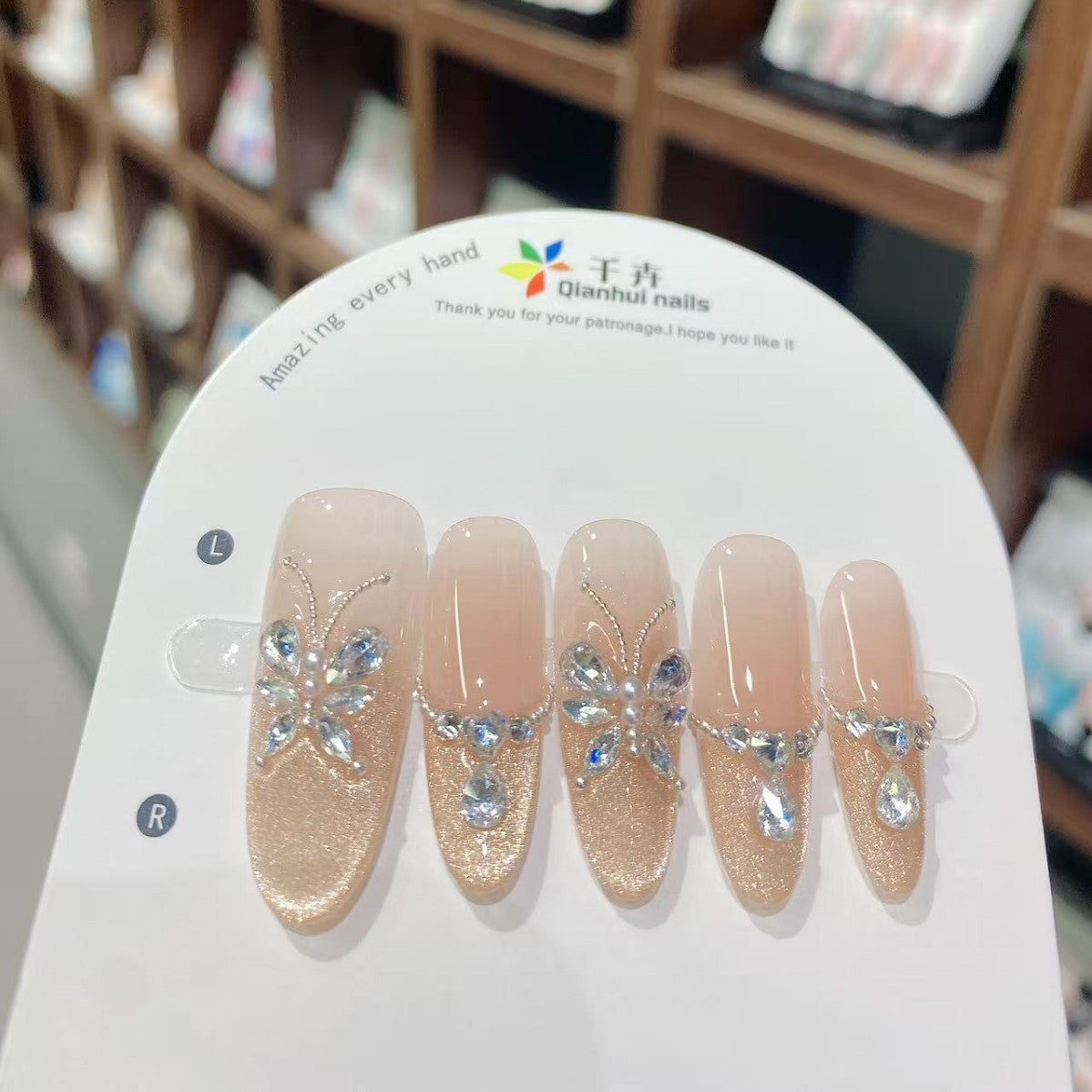 【 Sunlight Butterfly Shadow 】 Golden Nail Art Butterfly Three-dimensional Cat's Eye High-end Pure Handmade Wearable Nail Pieces Wholesale